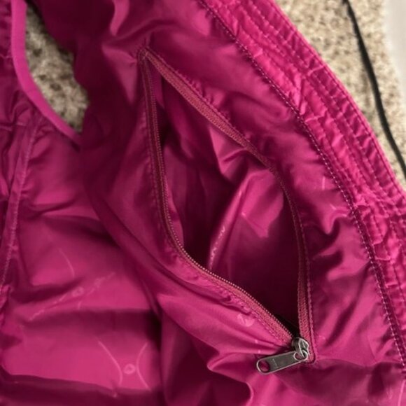 Marmot Women's 800 fill down vest size Large - Picture 3 of 7